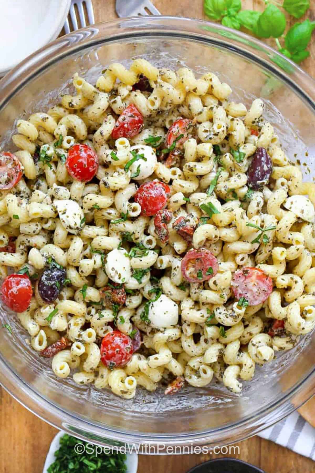 Simple Pesto Pasta Salad: Fresh Italian Flavor for Summer